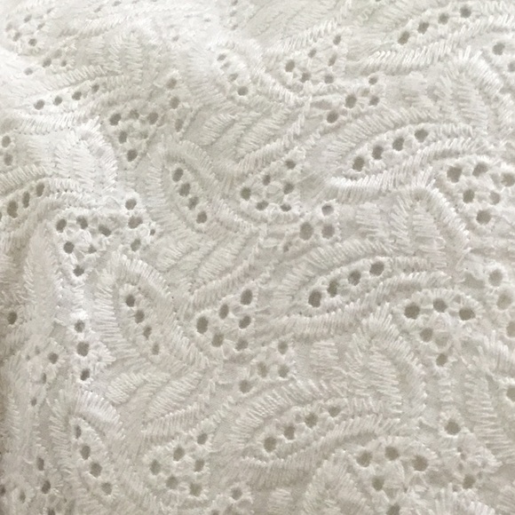 Ann Taylor White Eyelet Shorts NWT - Picture 8 of 10